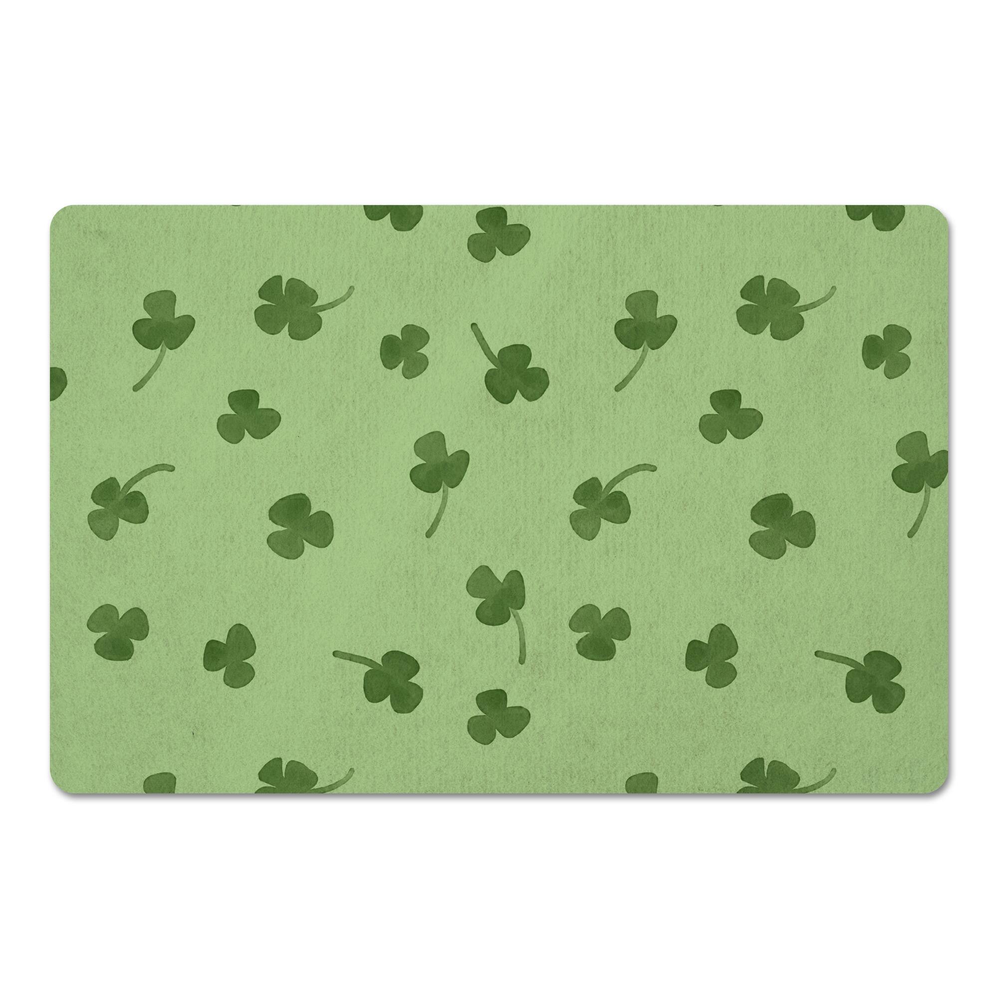 Dainty Shamrock Pattern 18" x 27" Floor Mat